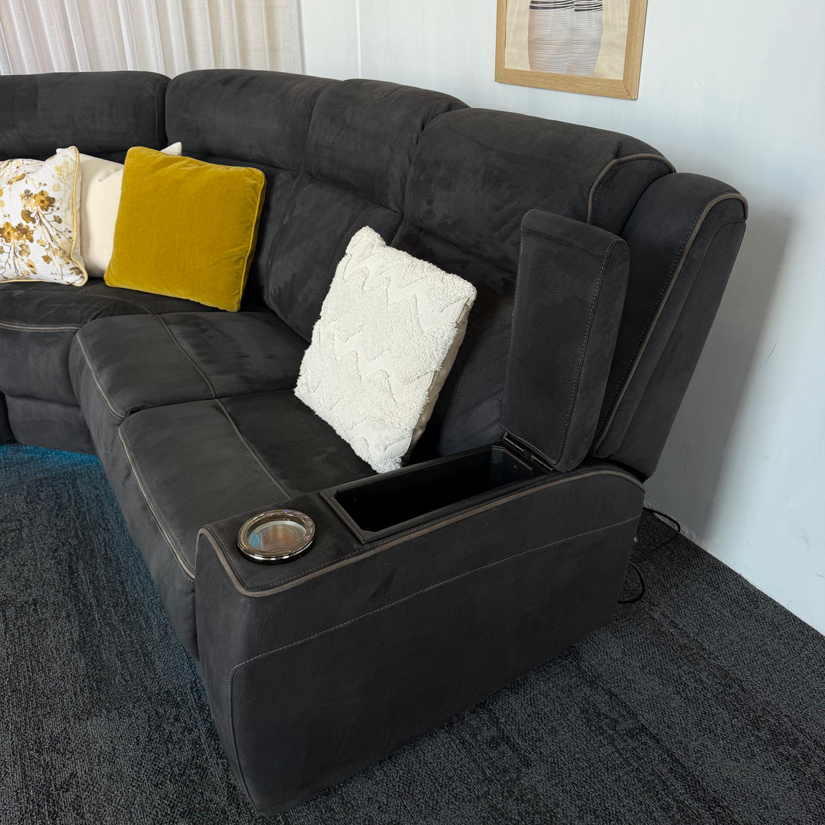 Modern Corner Lounge Suite – Electric Recliner with USB Charger