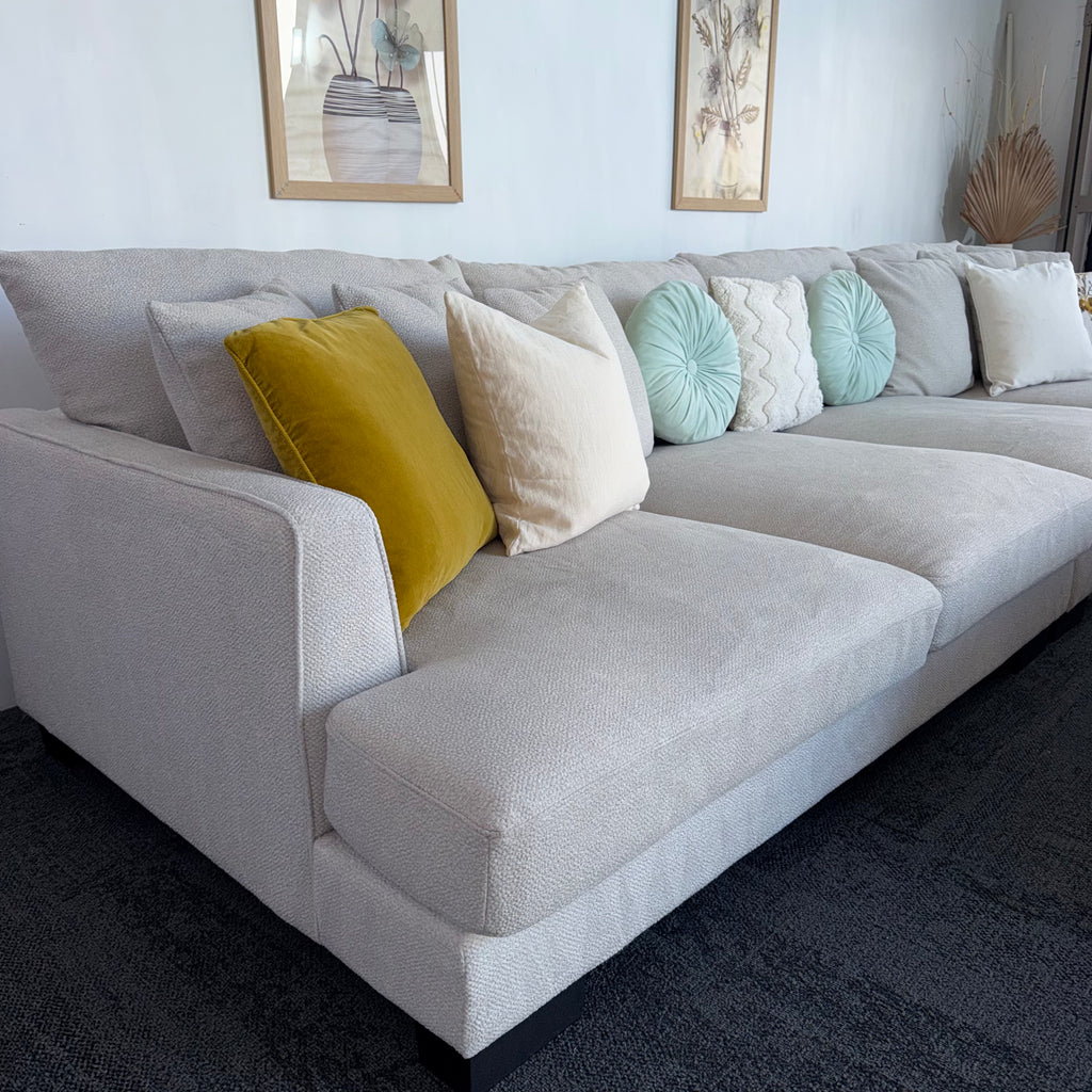 Davinni Manhattan by Harvey Norman 6 Seater Deep Sofa with Ottoman