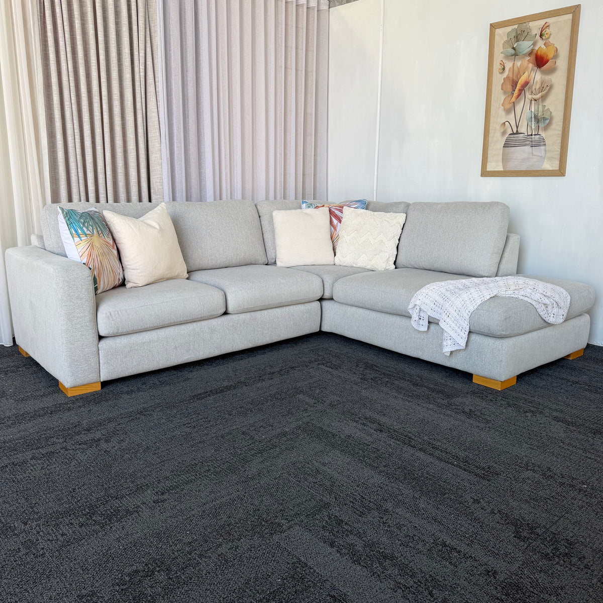 Freedom 4 Seater Sofa – Right-Hand Chaise