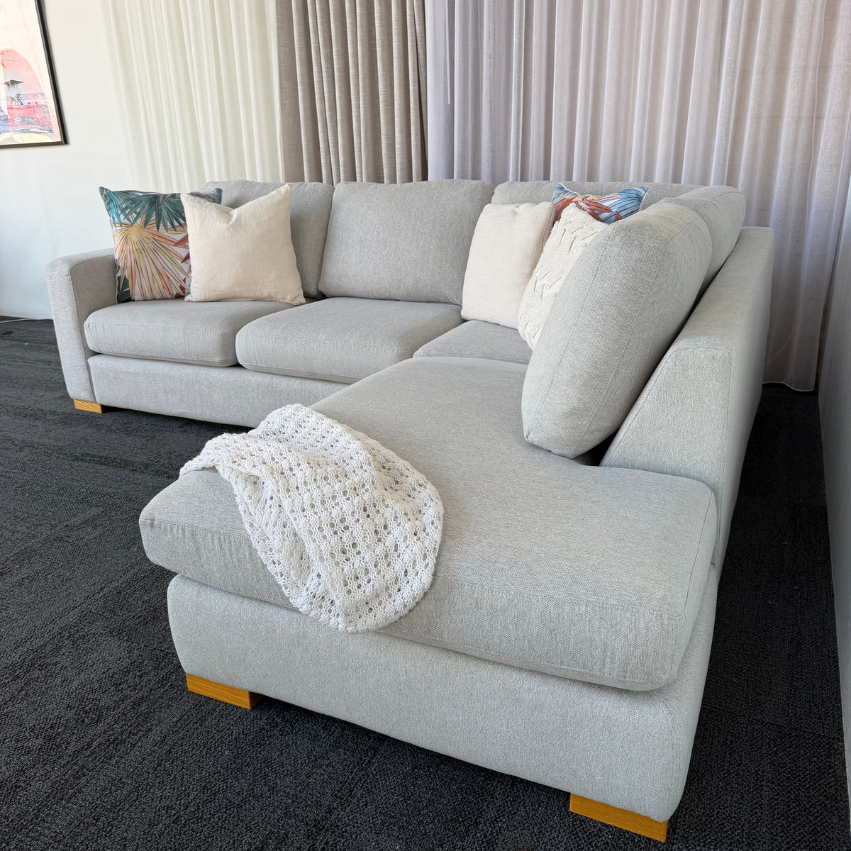 Freedom 4 Seater Sofa – Right-Hand Chaise