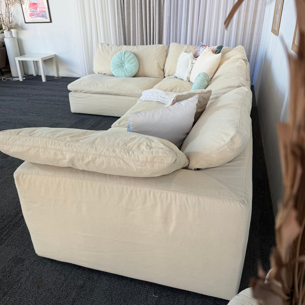 Harvey Norman – 4 Piece Modular Cloud Couch