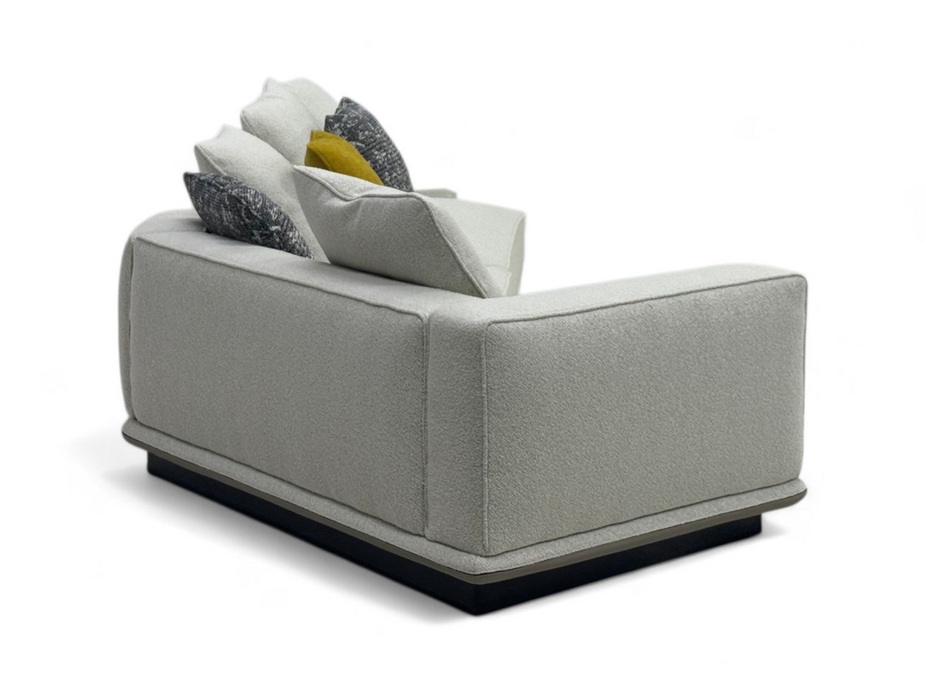 Stratus Sofa Luxury Collection