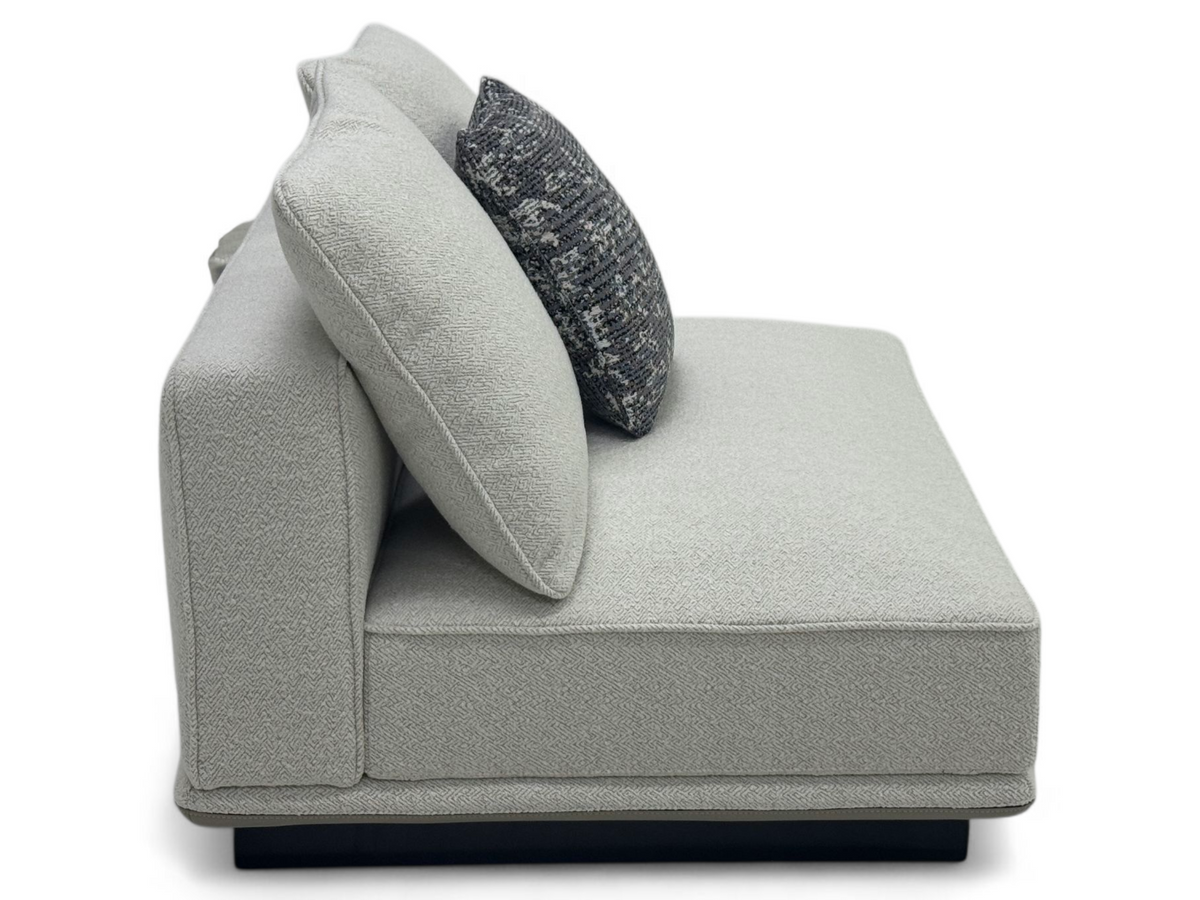 Stratus Sofa Luxury Collection