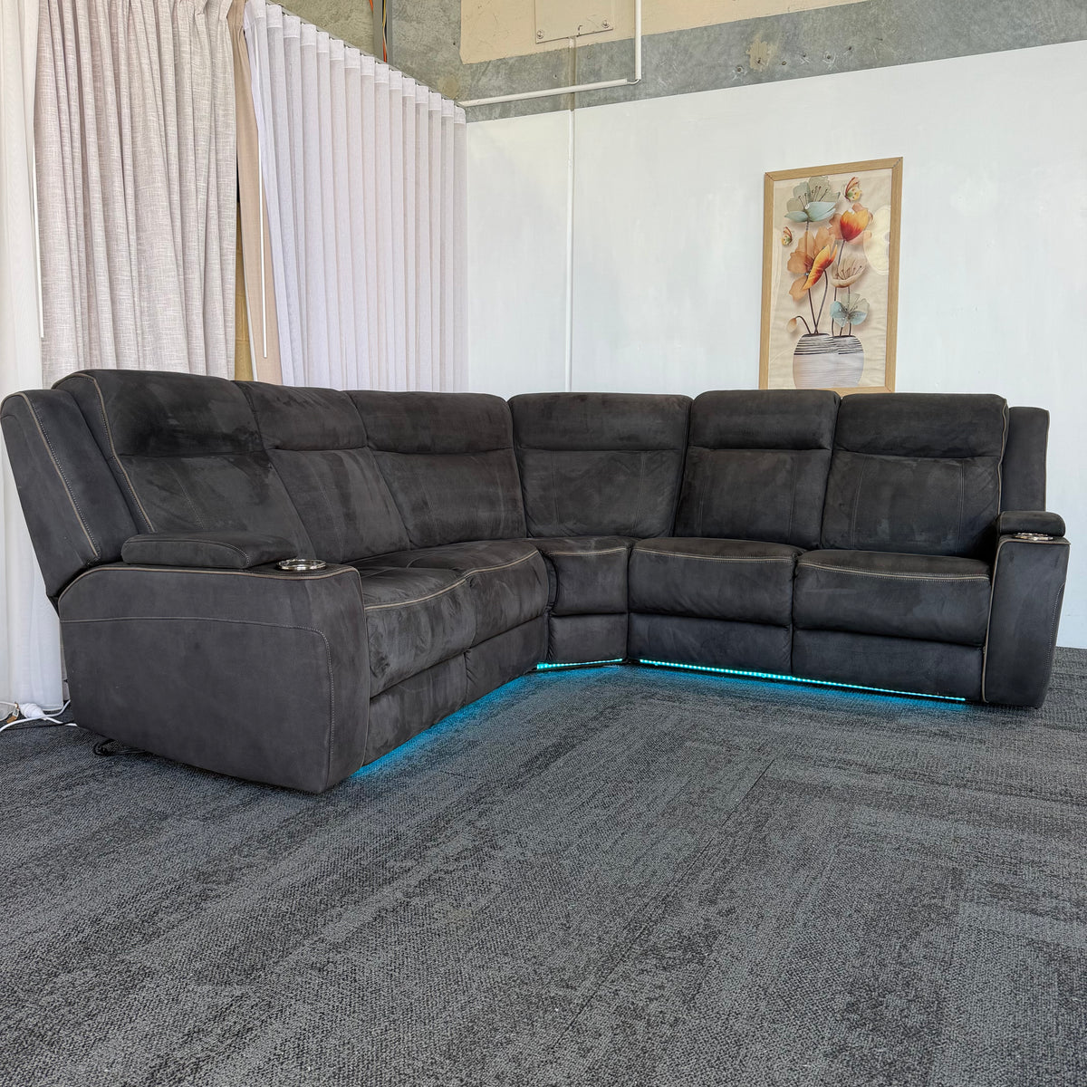 Modern Corner Lounge Suite – Electric Recliner with USB Charger