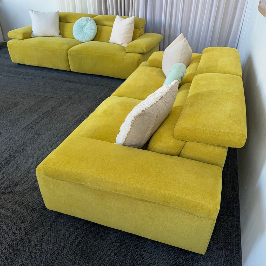 Nick Scali Valeria Mustard 2.5 Seater Sofa Set – 2 Sofas